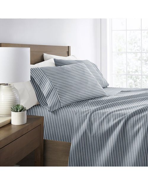 Soft Lines Patterned Ultra-Soft Bed Sheet Set