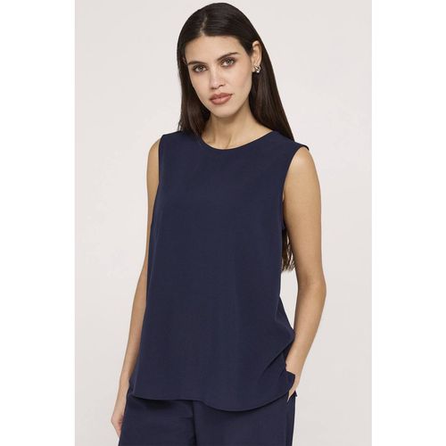 Finery London Women's Vallie Sleeveless Round Neck Vest in Dark Navy