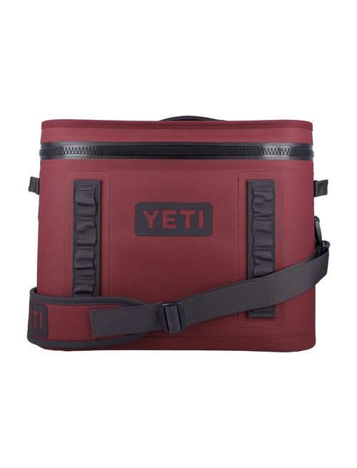 Hopper Flip 18 cool bag Wild Vine Red Lifestyle - Men