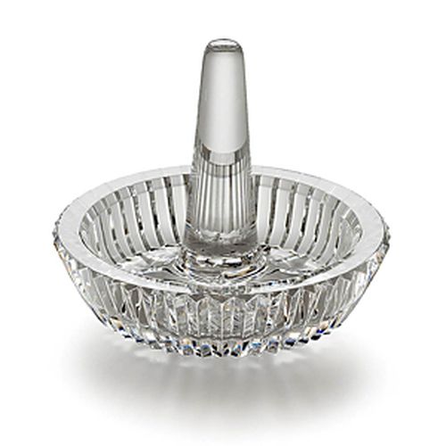 Heritage Round Ring Holder