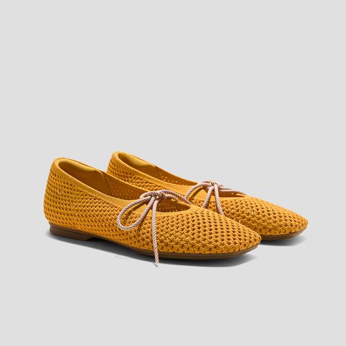 VIVAIA Margot Square-Toe Mesh Flats Makayla|BLONDE