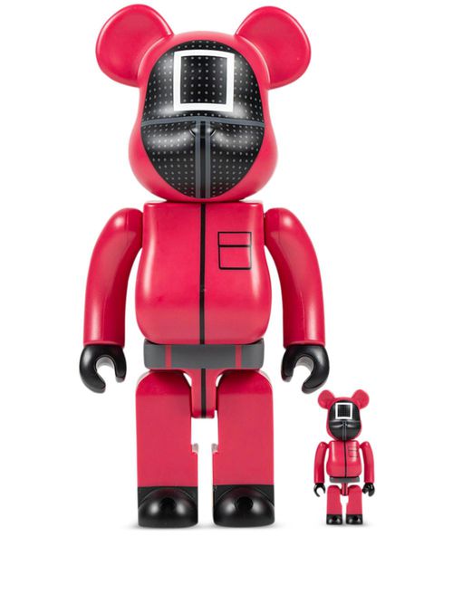 X "Squid Game Guard (Square)" BE@RBRICK 100% and 400% figure set - Red