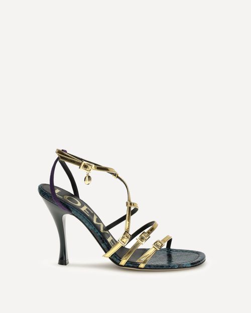 Comic Sandals Female 38