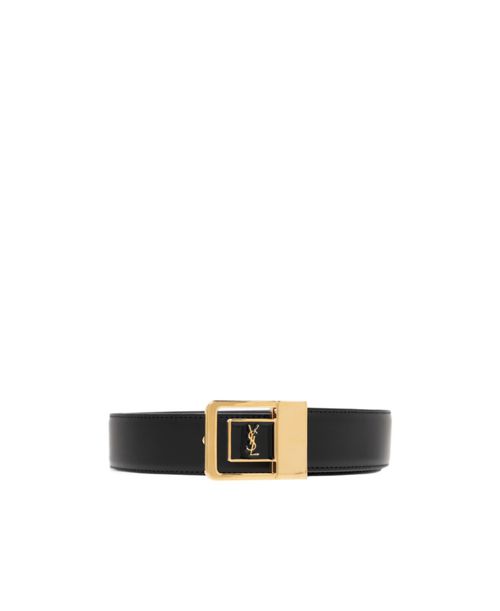 Female buckle belt in lacquered leather