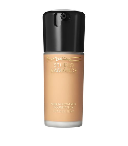 Studio Radiance Serum-Powered Foundation