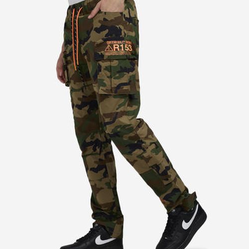 Men's Cargo Nylon Pants in Camo
