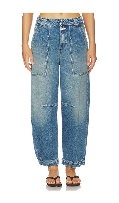 CLOSED Rhannon Barrel Jeans in Blue. 32. Also