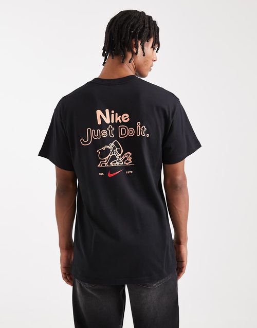 Line Art graphic t-shirt in black
