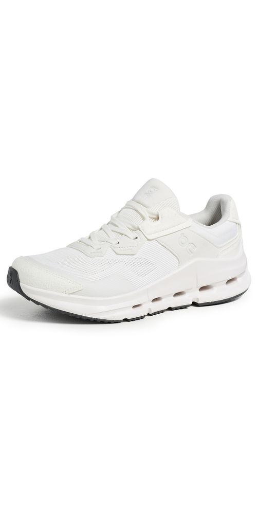 Cloudnova Rift Sneakers White Ice