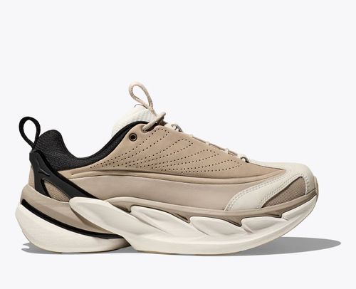 HOKA Elevon X Shoes in Alabaster/Raw Linen