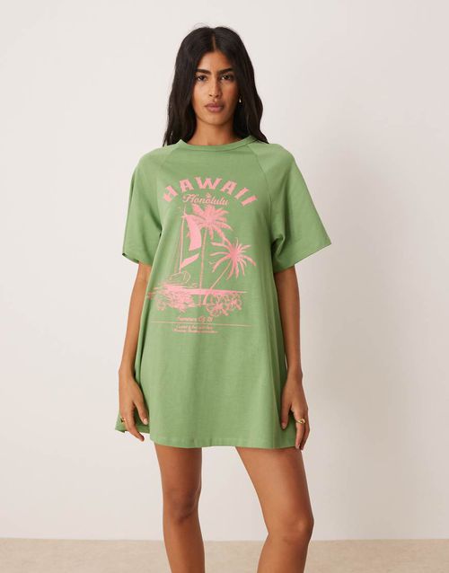 Hawaii graphic oversized T-shirt mini dress in green