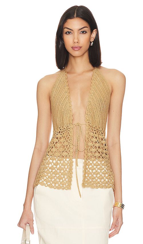 MORE TO COME Alice Tie Front Top en Beige.  S. Also en