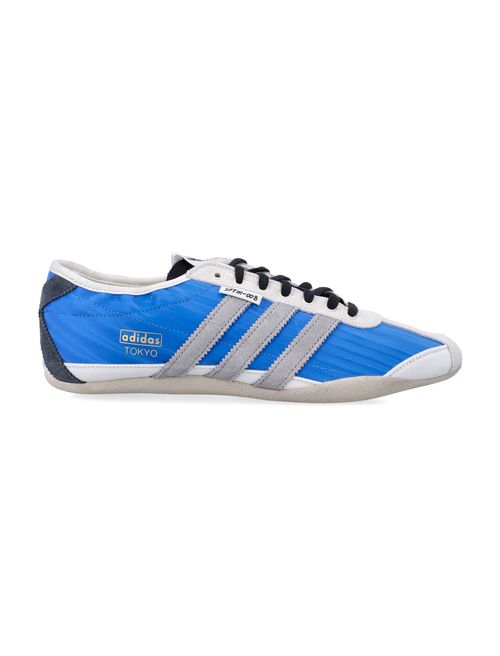 Sleek Urban Trainers with Leather Inserts