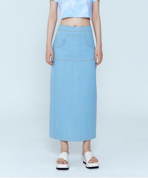 Kangaroo pocket light blue denim long skirt