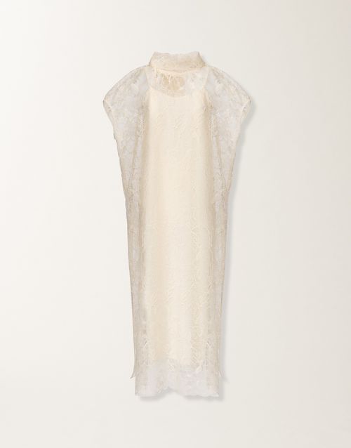 Lace dress, butter