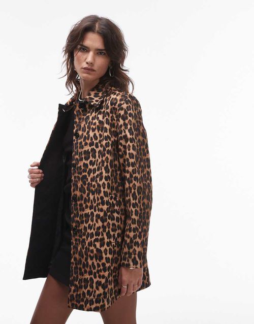 Oversized leopard print coat in brown