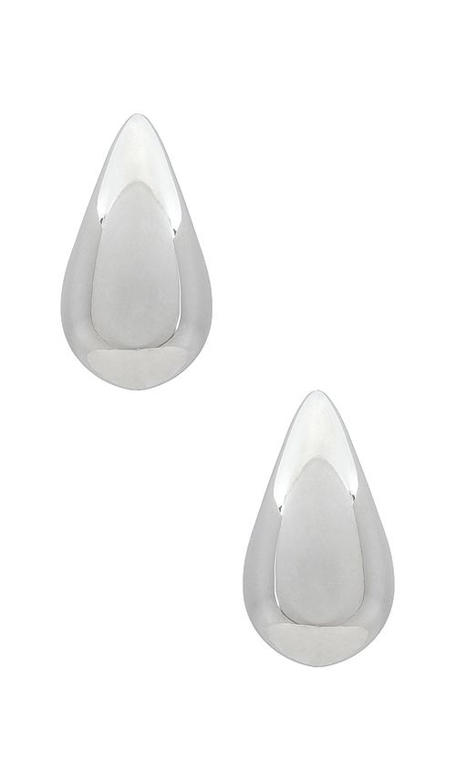 Amber Sceats OHRRINGE LILA in Metallic Silver