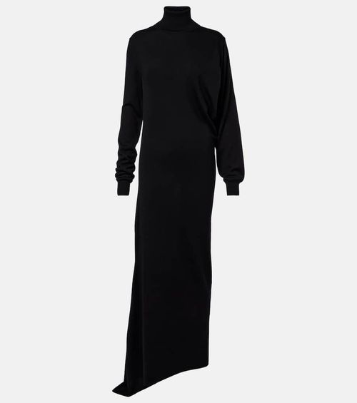 Knitted wool gown