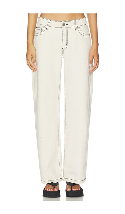 Abrand JAMBES LARGES White. 30. Also , 24, 25, 26, 27