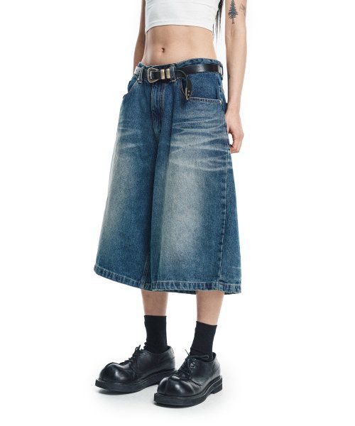8-quarter denim Bermuda pants