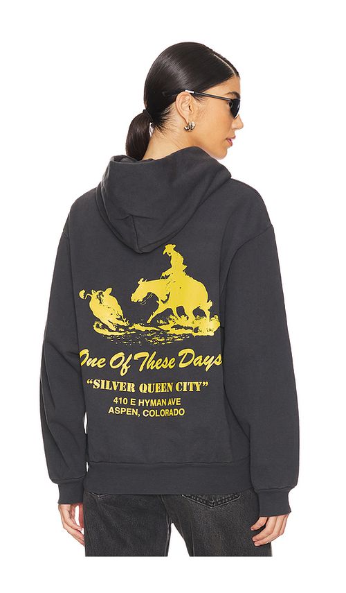 ONE OF THESE DAYS HOODIE SILVER QUEEN in Black. Größe XXL/2X. Also in L, M, S, XL/1X