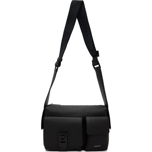Black Utility Crossbody Hug Buckle Bag