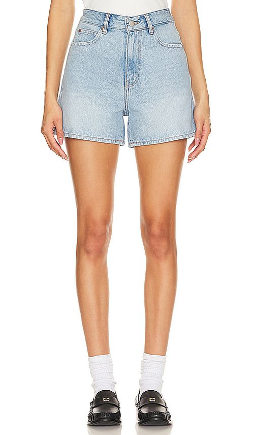 Dr. Denim SHORTS NORA in Denim-Light. Größe 32. Also in 24, 25, 26, 27, 28