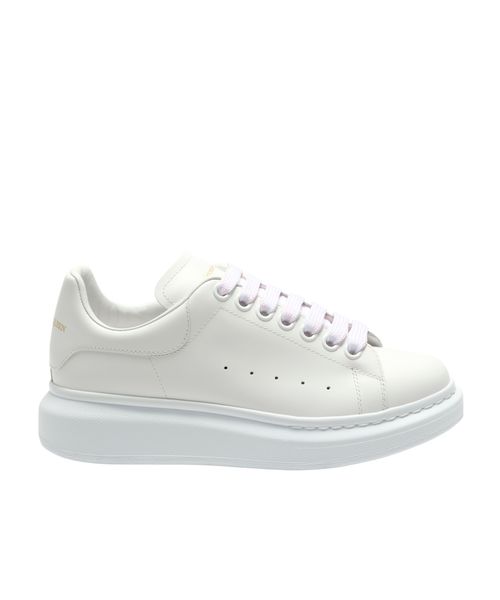 Oversized sneakers