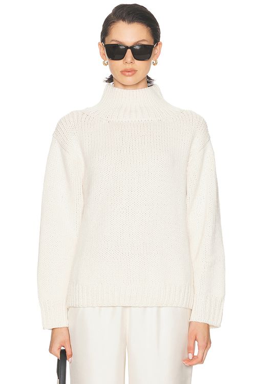Loulou de Saison Cashmere Ryle Turtleneck Sweater in Ivory - Ivory.  M also in