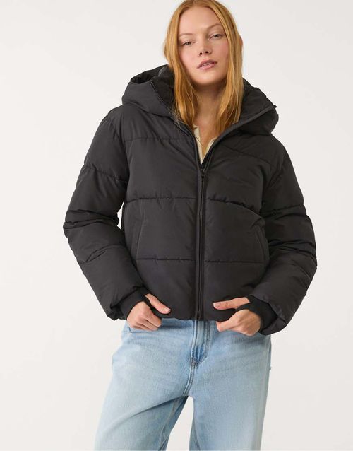 Basic hooded puffer jacket in black