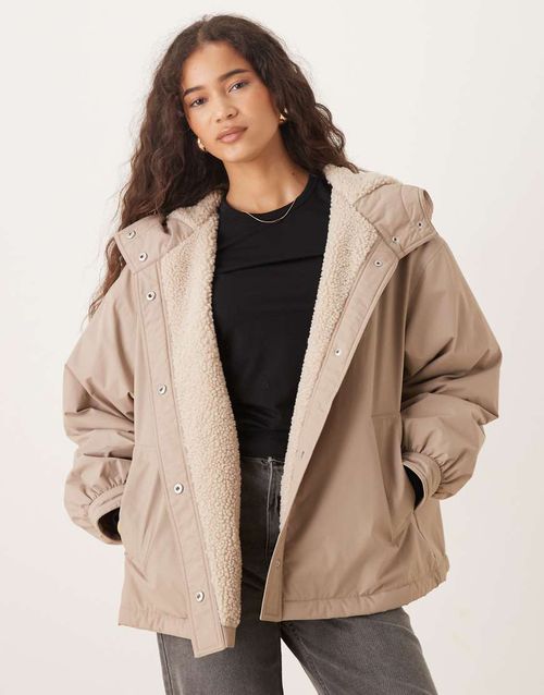 Oversized fleece lined rain coat in marshmallow-Black