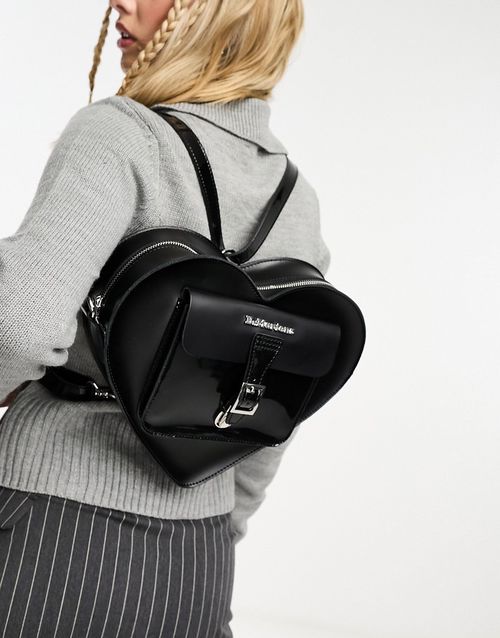 Heart backpack in black leather
