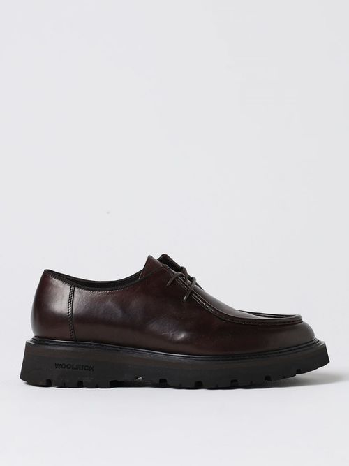 Chukka Boots Men color Brown