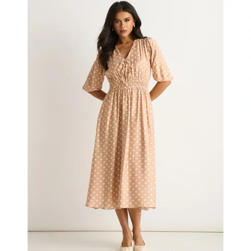 Gini London Women's Oatmeal Spot Print Shirred Waist Shift Midi Dress - Cream/Brown