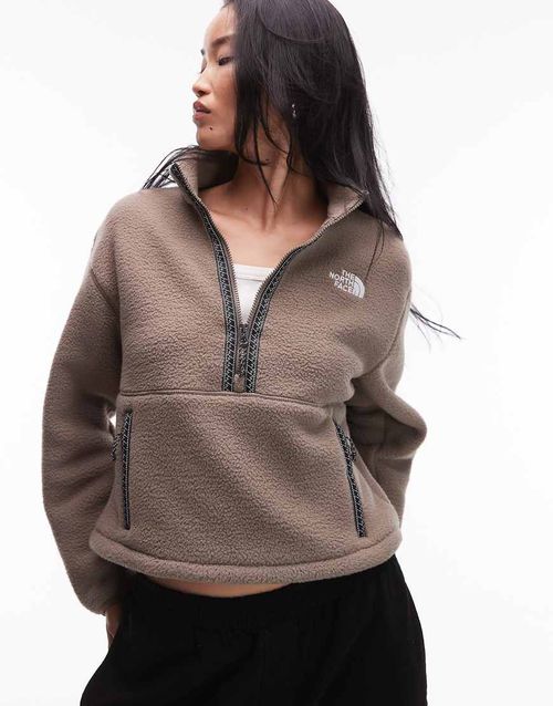 Fleeski quarter zip pullover in brown