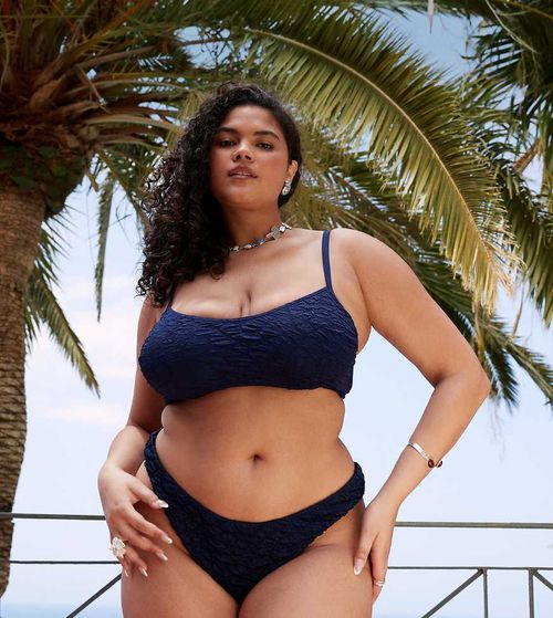 ASOS DESIGN Curve courtney textured florida bikini bottoms in navy