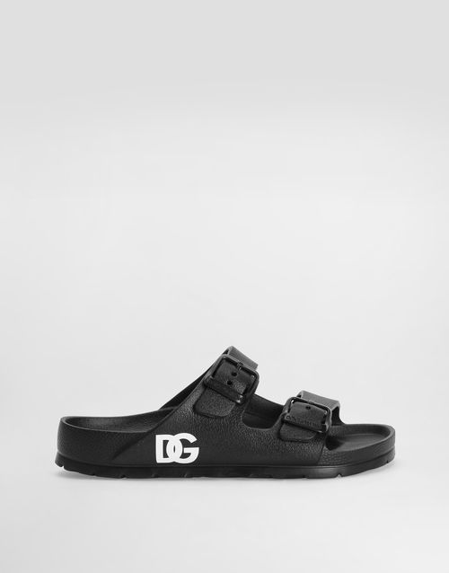 Slippers in eva