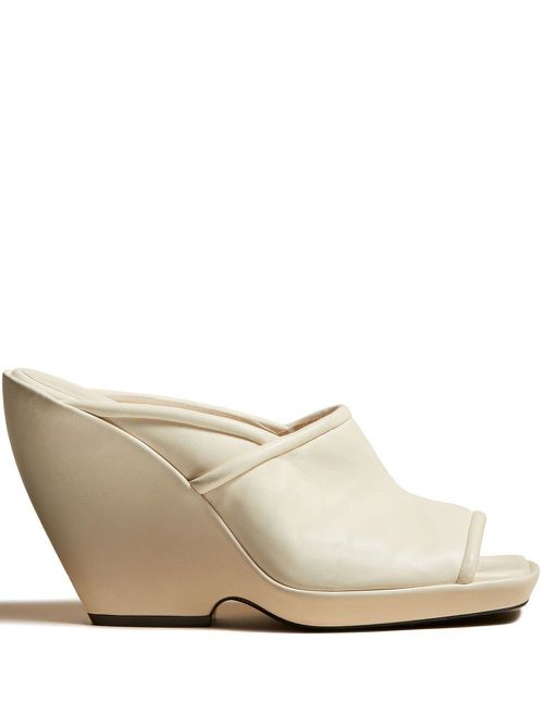 The Stagg 105mm mules - Neutrals