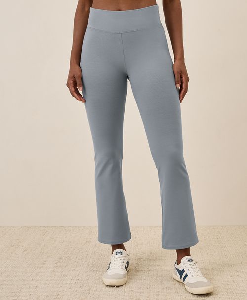 Women's Smoke Blue On the Go-To Cropped Bootcut Legging