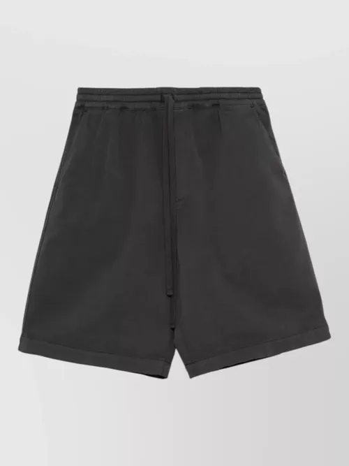 Carhartt Wip - shorts rear patch pocket side pocket