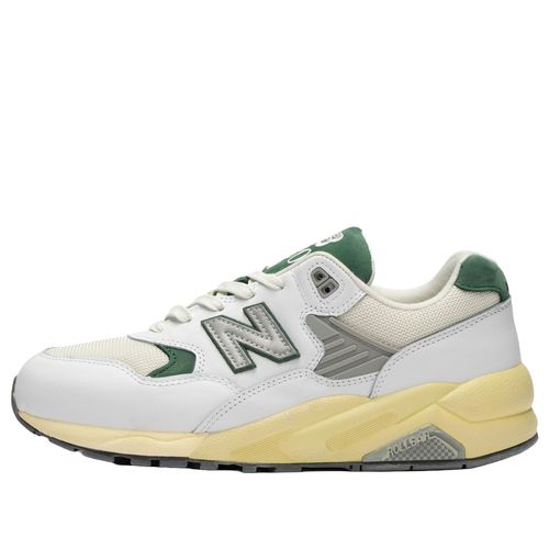 580 'White Nightwatch Green'