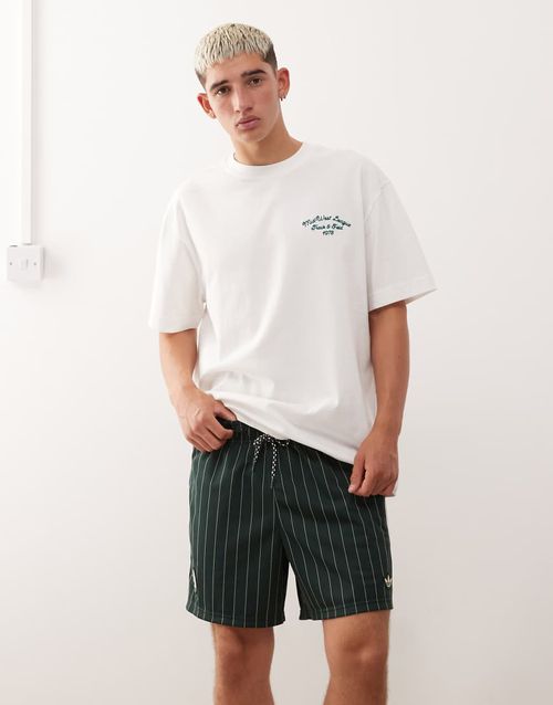 Juventus terrace icons shorts in shadow green