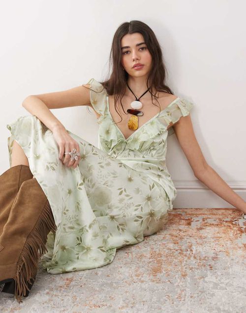 Reclaimed Vintage | cami maxi dress with flutter sleeves in green floral  print-Multi | Realry