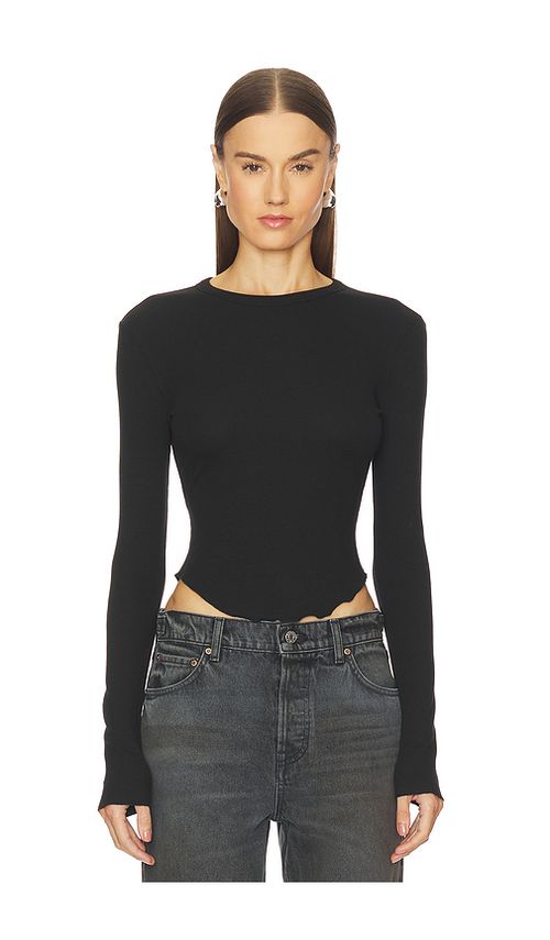 GRLFRND Scoop Hem Long Sleeve Tee in Black. - L also in