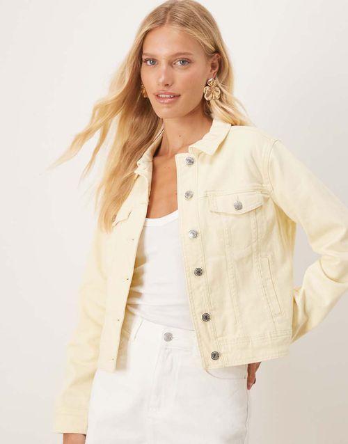 Classic denim jacket in yellow
