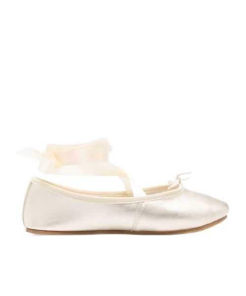 Strap ballet shoes