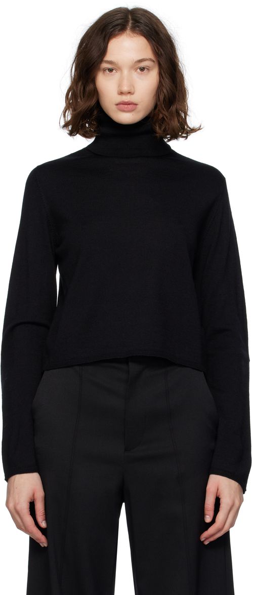Black Knitted Turtleneck