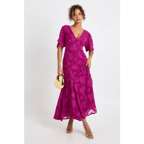 Boohoo Women's Burnout Floral Angel Sleeve Midaxi Dress in Plu