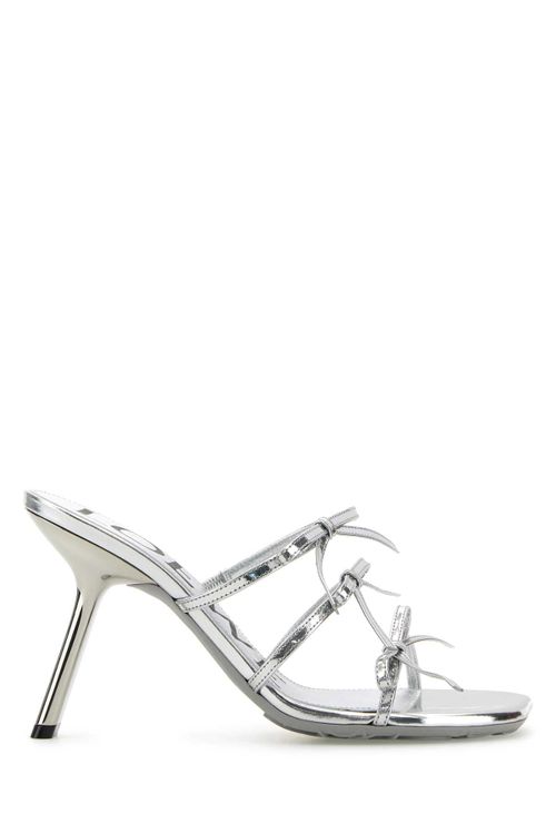 Loewe Petal Bow Sanda