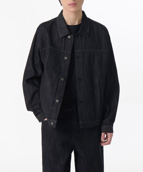 Linen-like minimal denim trucker jacket